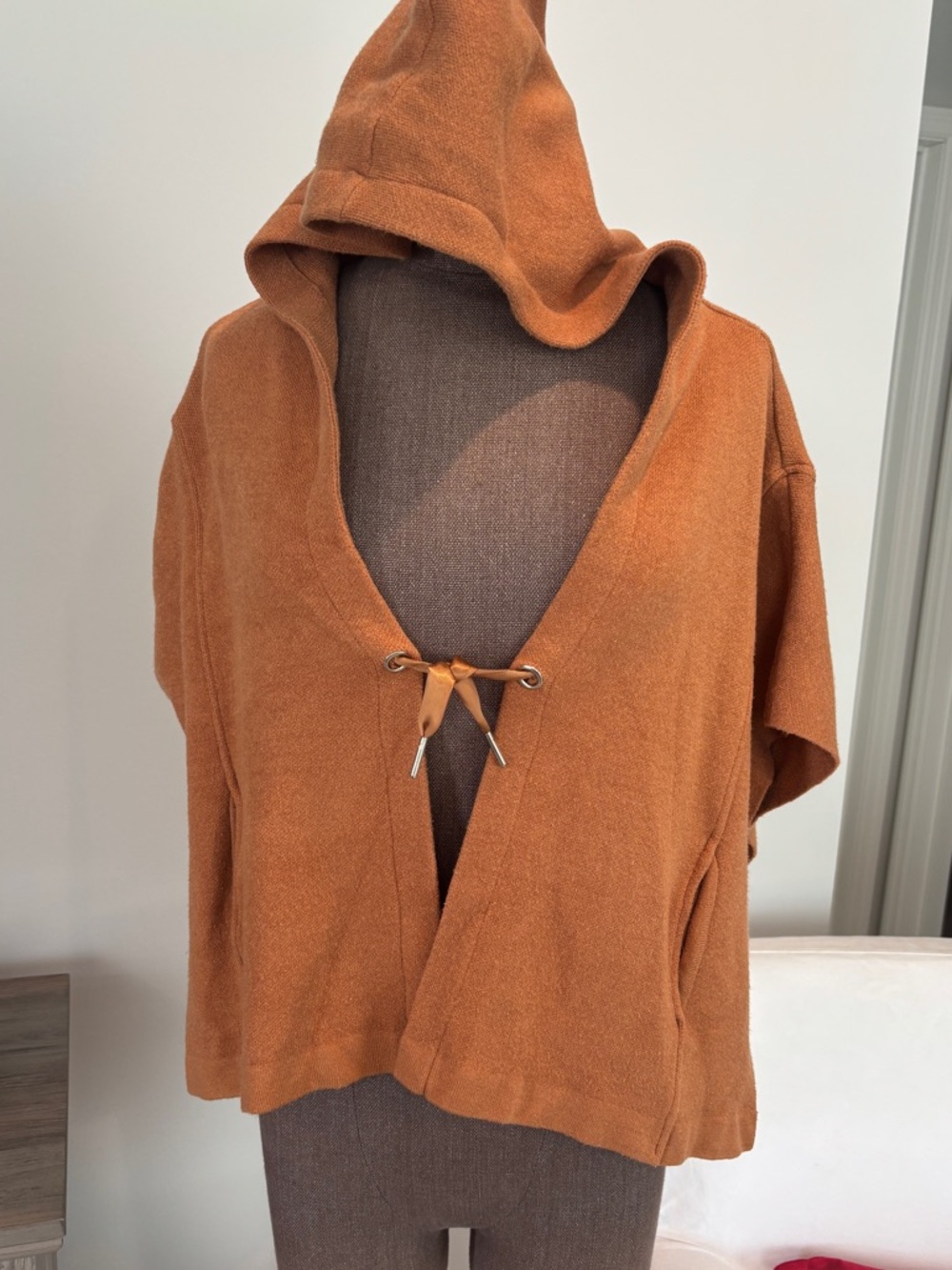 Anthropologie Rust Short-Sleeve V-Neck Hooded Sweater O/S